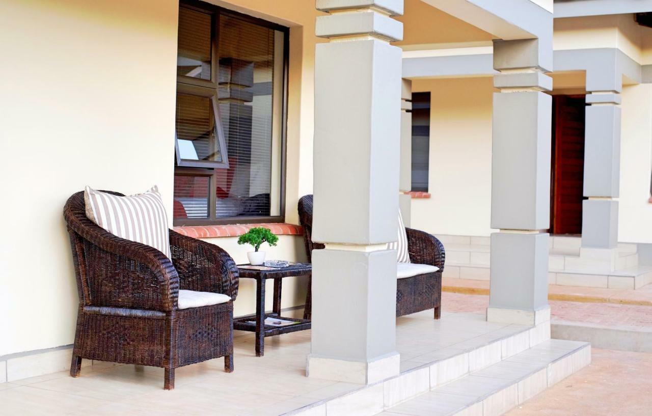 Green Haven Apartments Эзулвини Экстерьер фото