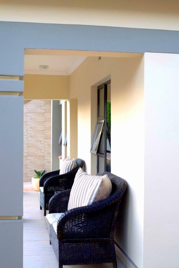 Green Haven Apartments Эзулвини Экстерьер фото