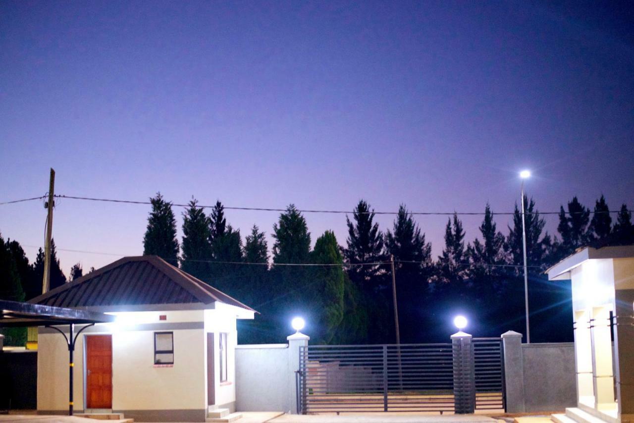 Green Haven Apartments Эзулвини Экстерьер фото