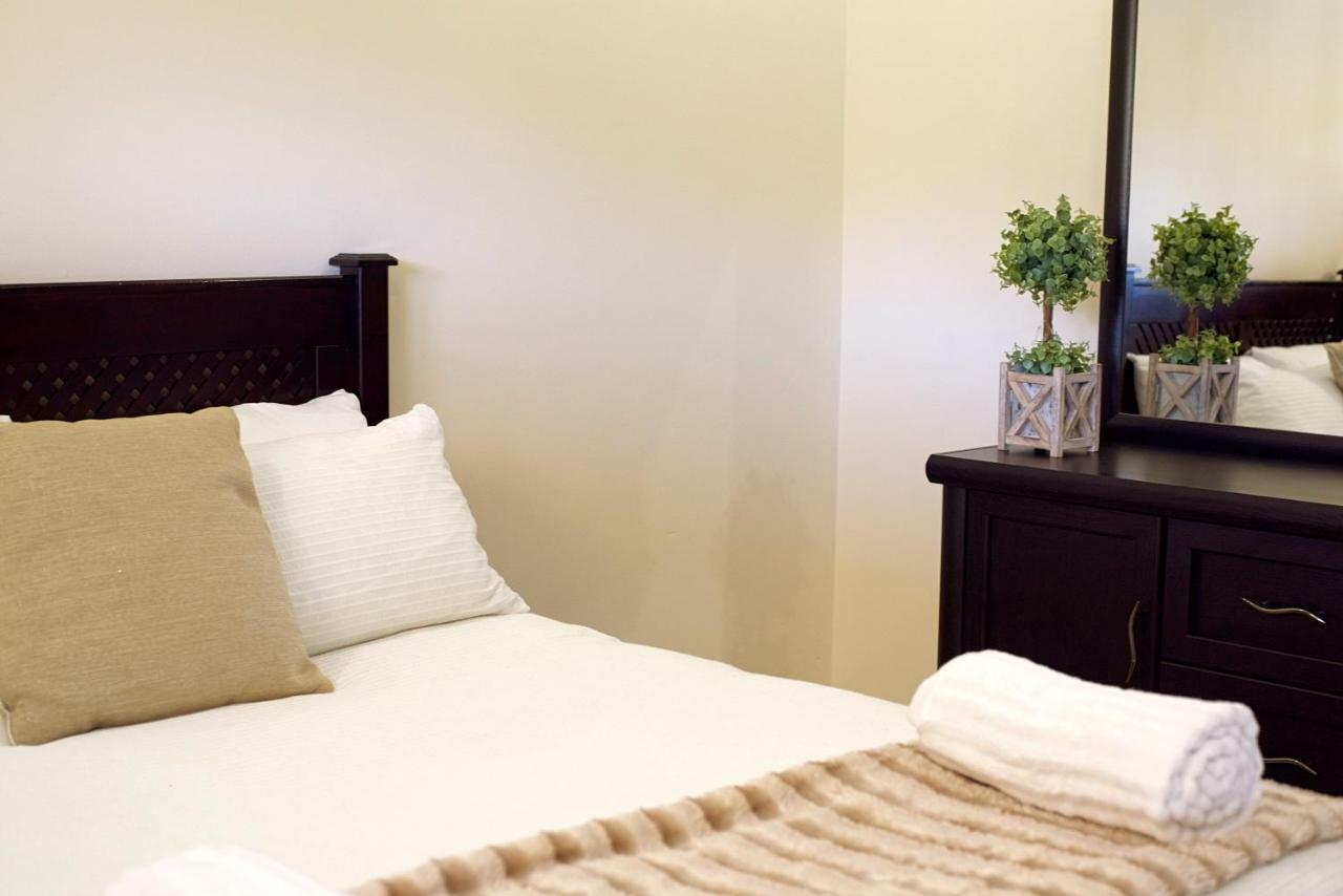 Green Haven Apartments Эзулвини Экстерьер фото